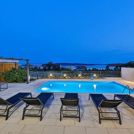 Apartment Amazing In Kastel Gomilica With Kitchen