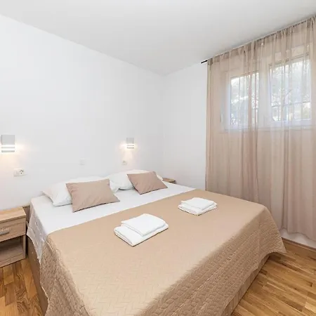 Amazing In Kastel Gomilica With Kitchen Apartment Kastela